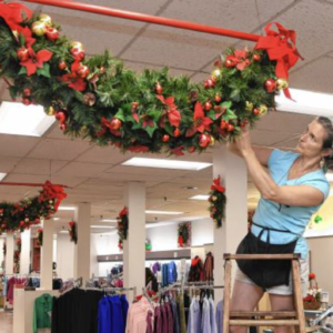 Department Store Takes Stand Against “Happy Holidays” Will Say “Merry Christmas” Instead